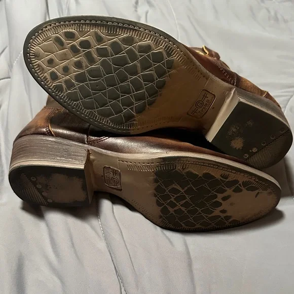 Circle G Brown Western Ankle Booties - Picture 2 of 4